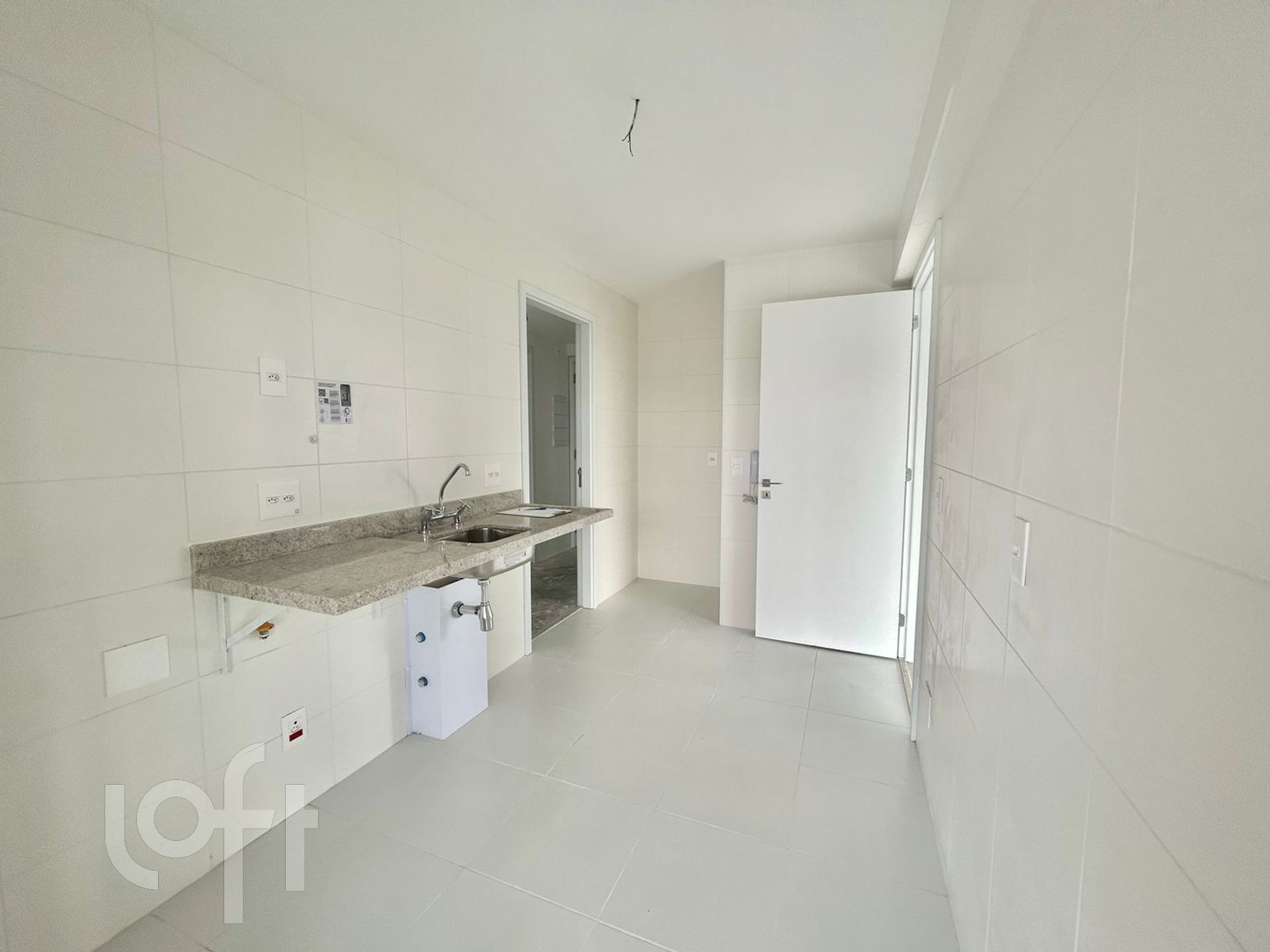 Apartamento à venda com 3 quartos, 136m² - Foto 5