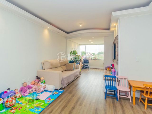 Apartamento com 112m², 3 dormitórios, 1 suíte, 2 vagas, Chácara das Pedras em Porto Alegre