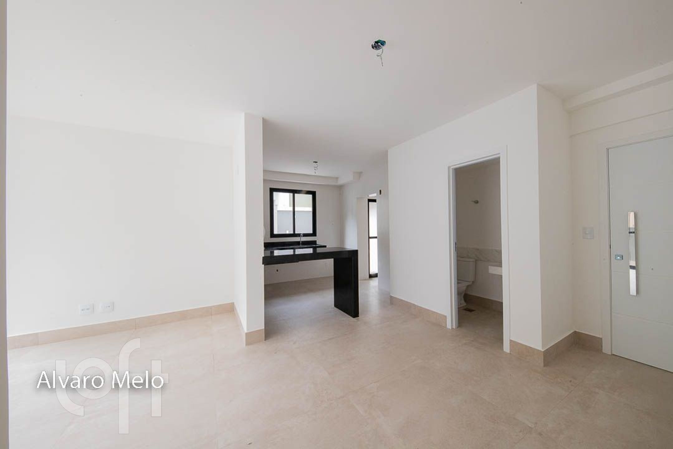 Apartamento à venda com 3 quartos, 155m² - Foto 3