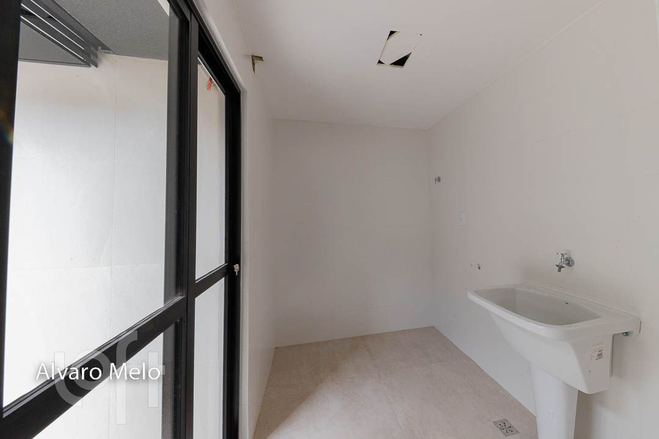 Apartamento à venda com 3 quartos, 155m² - Foto 5