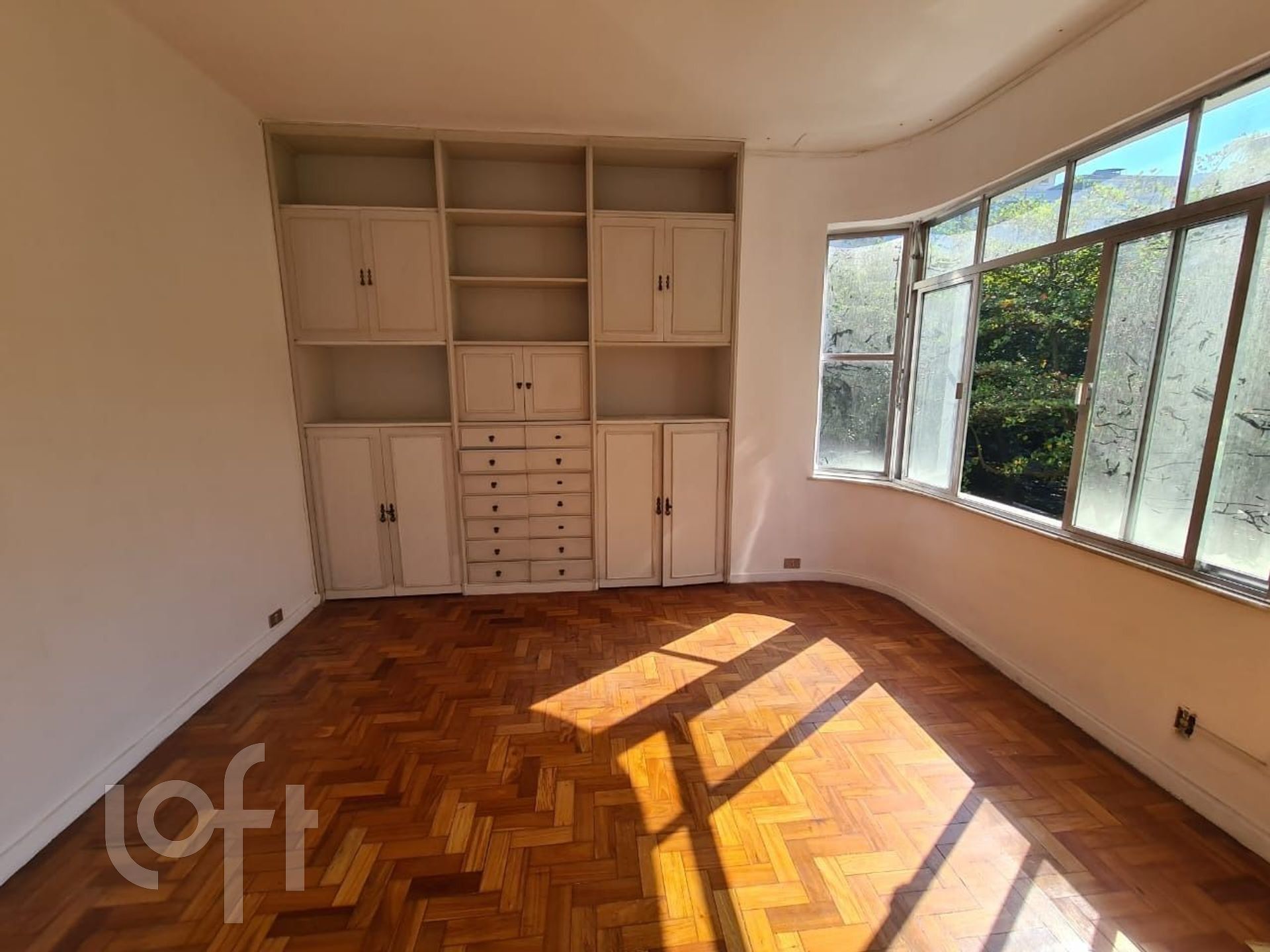 Apartamento à venda com 3 quartos, 120m² - Foto 18