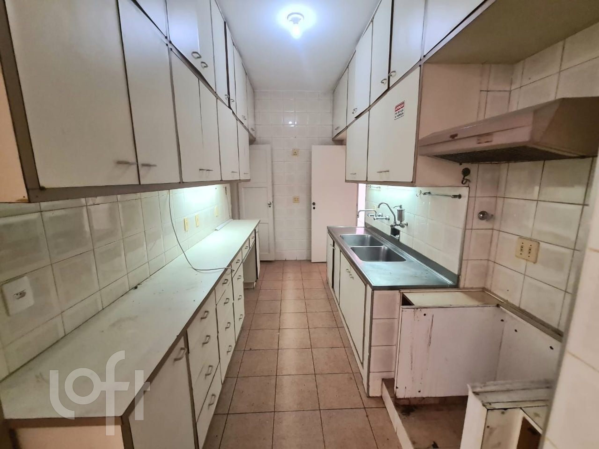 Apartamento à venda com 3 quartos, 120m² - Foto 22