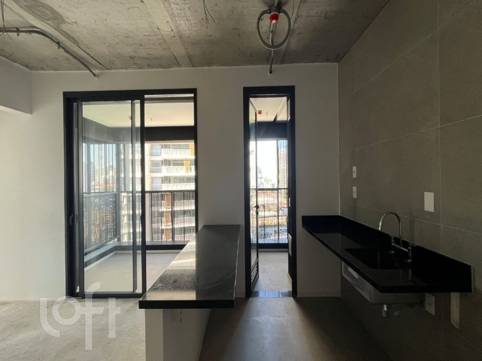 Apartamento à venda com 2 quartos, 78m² - Foto 15