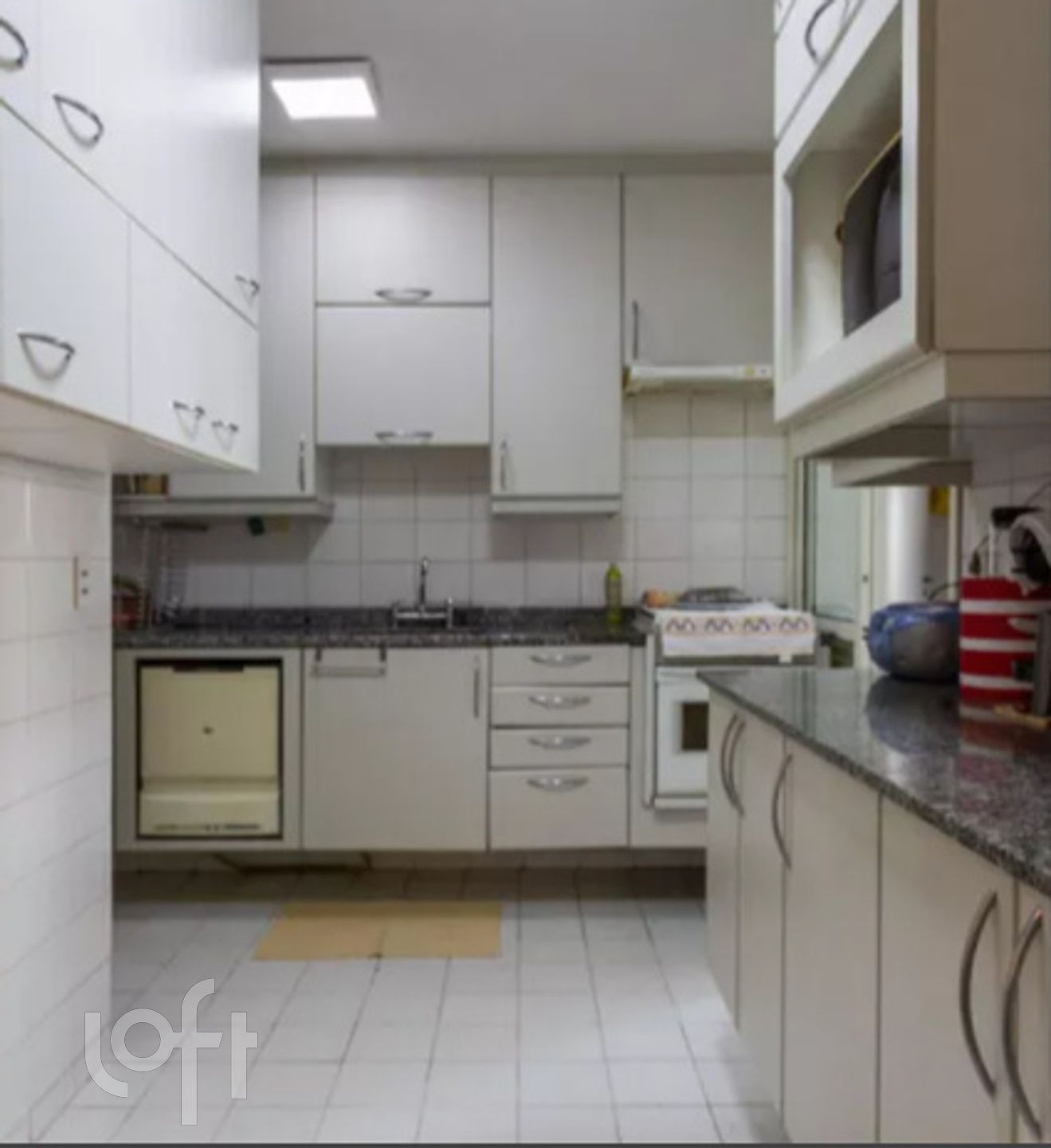 Apartamento à venda com 3 quartos, 106m² - Foto 9