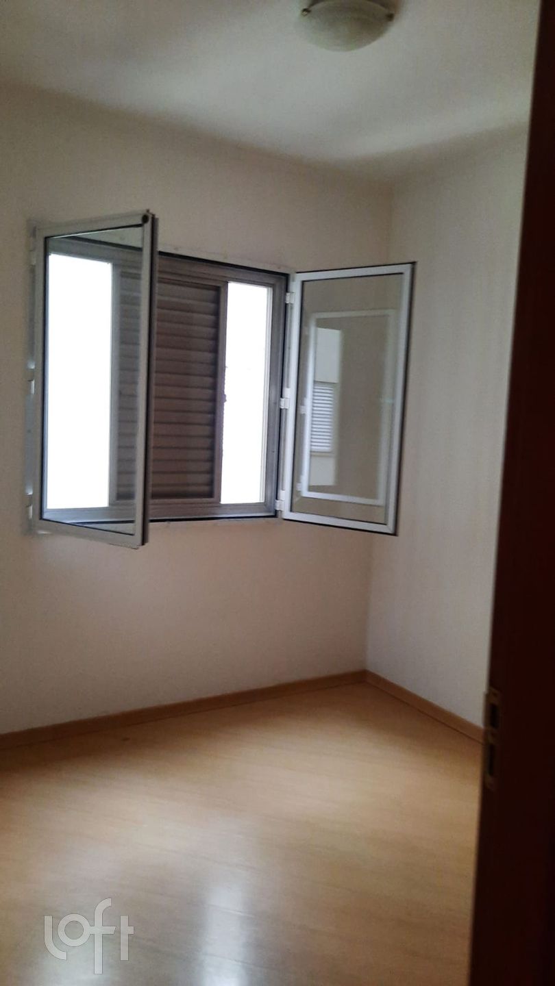 Apartamento à venda com 3 quartos, 90m² - Foto 2