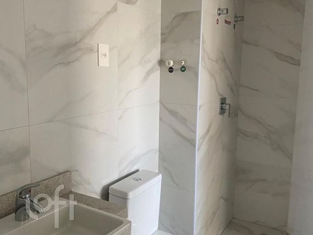 Apartamento com 45m², 1 dormitório, 1 suíte, 1 vaga, Menino Deus em Porto Alegre