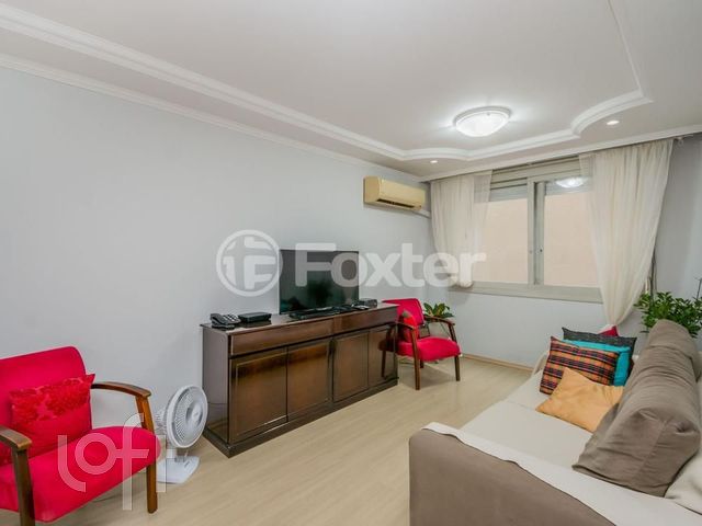 Apartamento com 100m², 3 dormitórios, 1 suíte, 1 vaga, Petrópolis em Porto Alegre