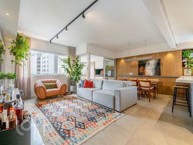 Apartamento com 120m², 3 dormitórios, 1 suíte, 2 vagas, Bela Vista em Porto Alegre