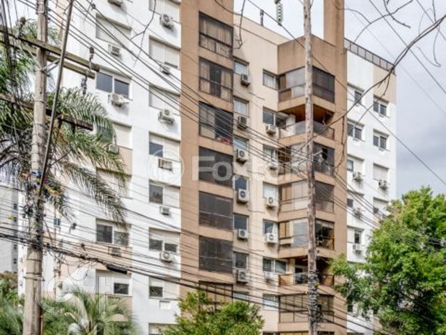 Apartamento com 120m², 3 dormitórios, 1 suíte, 2 vagas, Bela Vista em Porto Alegre