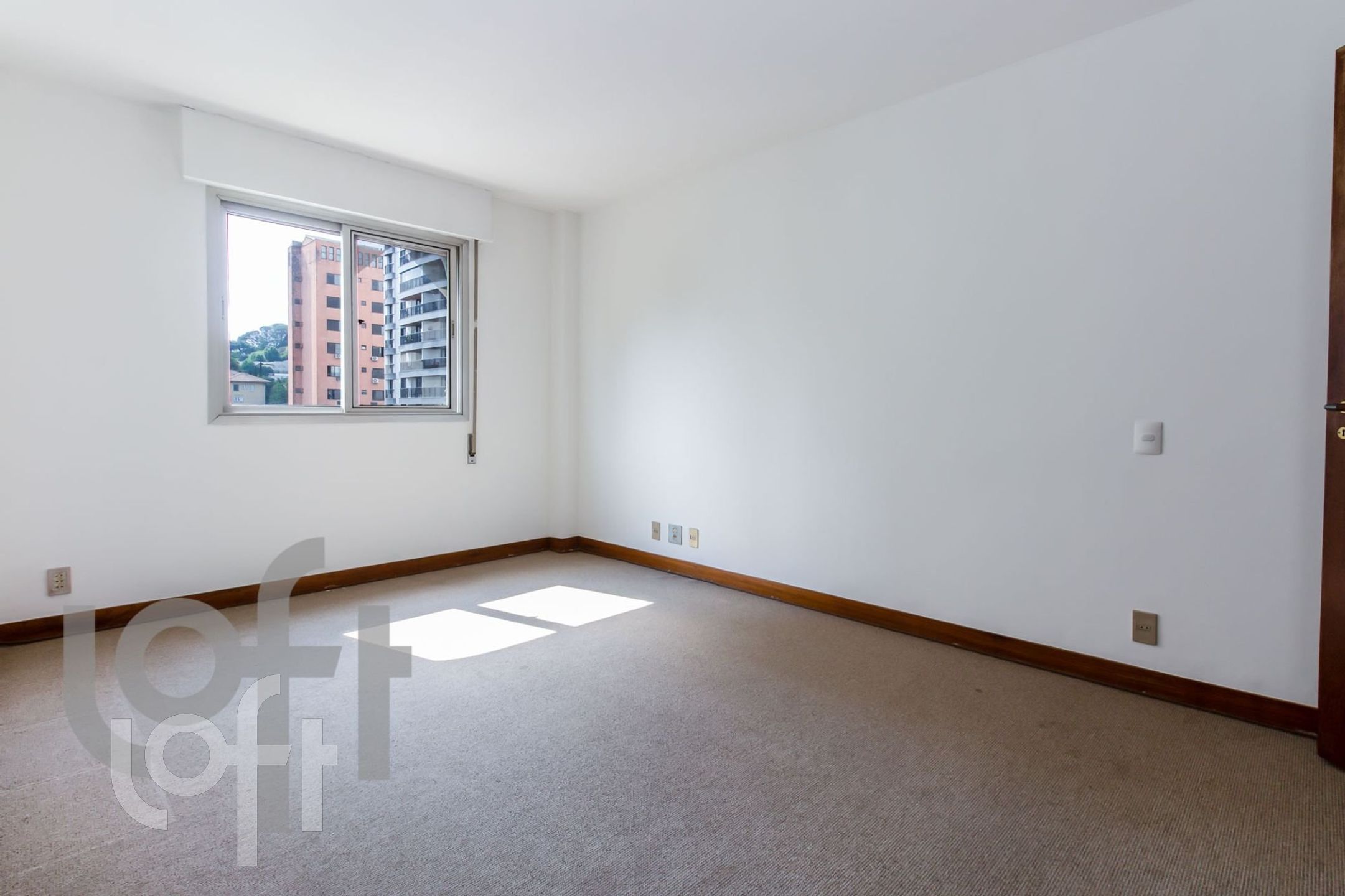 Apartamento à venda com 3 quartos, 157m² - Foto 27