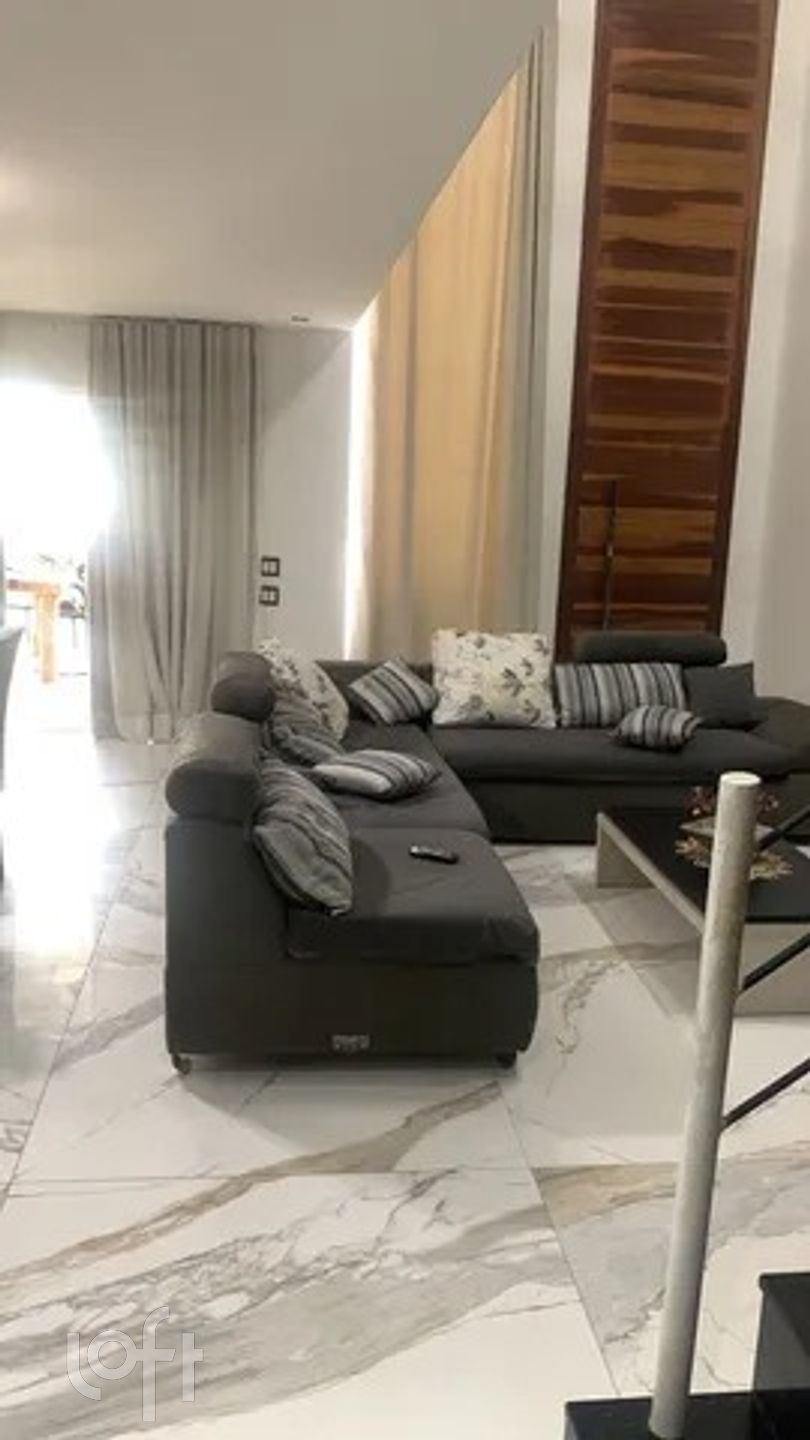 Casa à venda com 4 quartos, 266m² - Foto 5