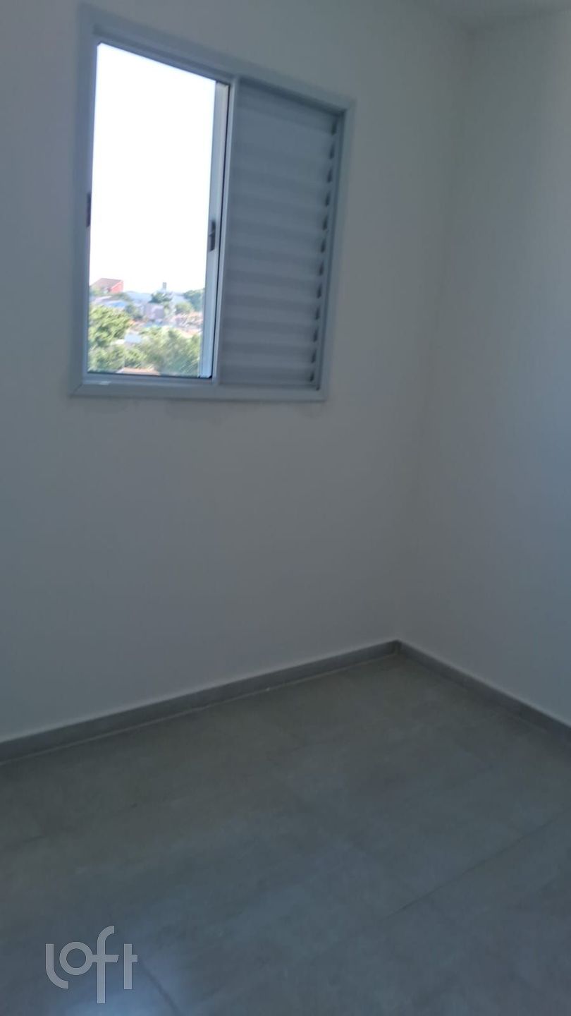 Apartamento à venda com 2 quartos, 42m² - Foto 2