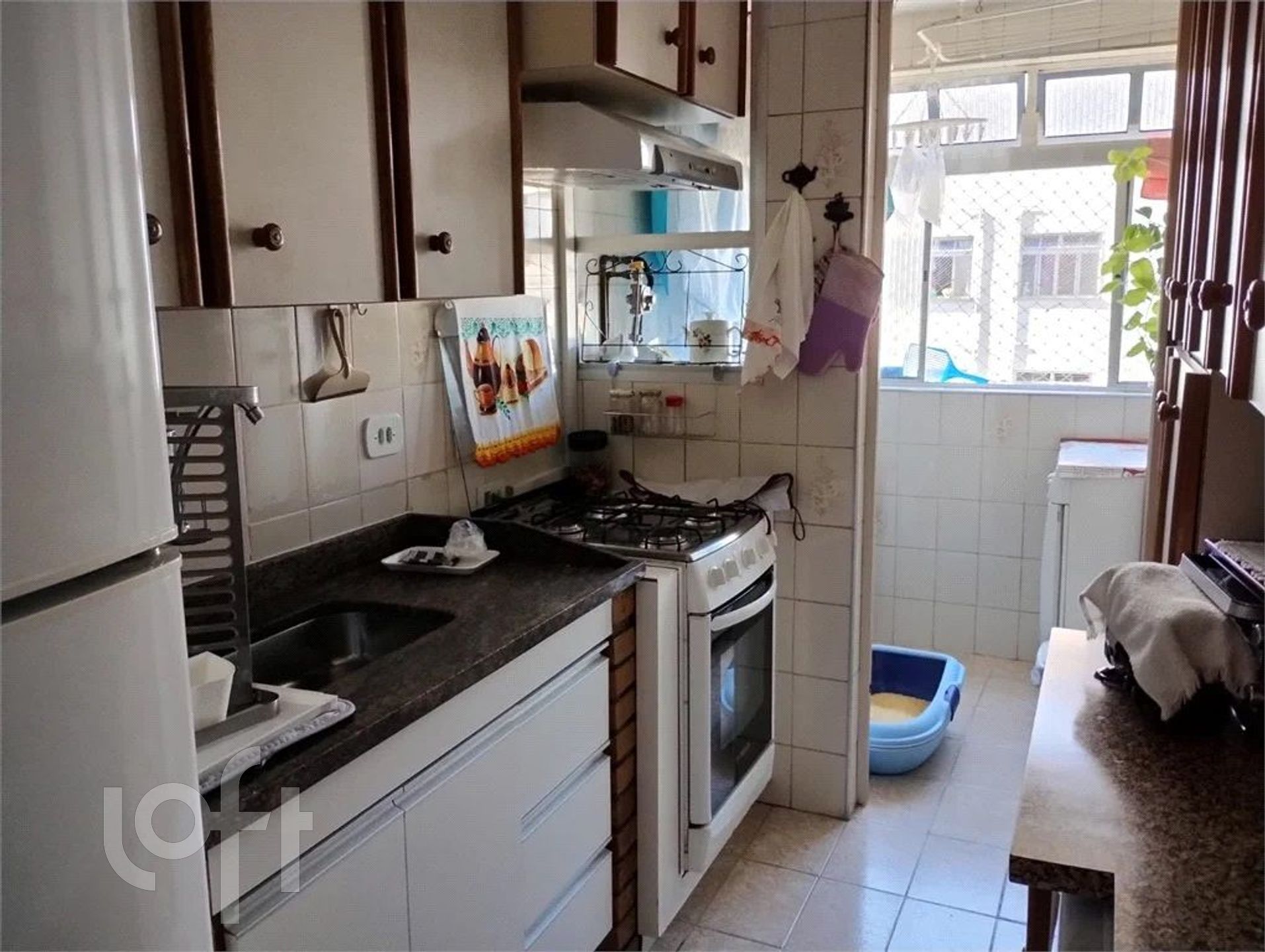 Apartamento à venda com 2 quartos, 63m² - Foto 3