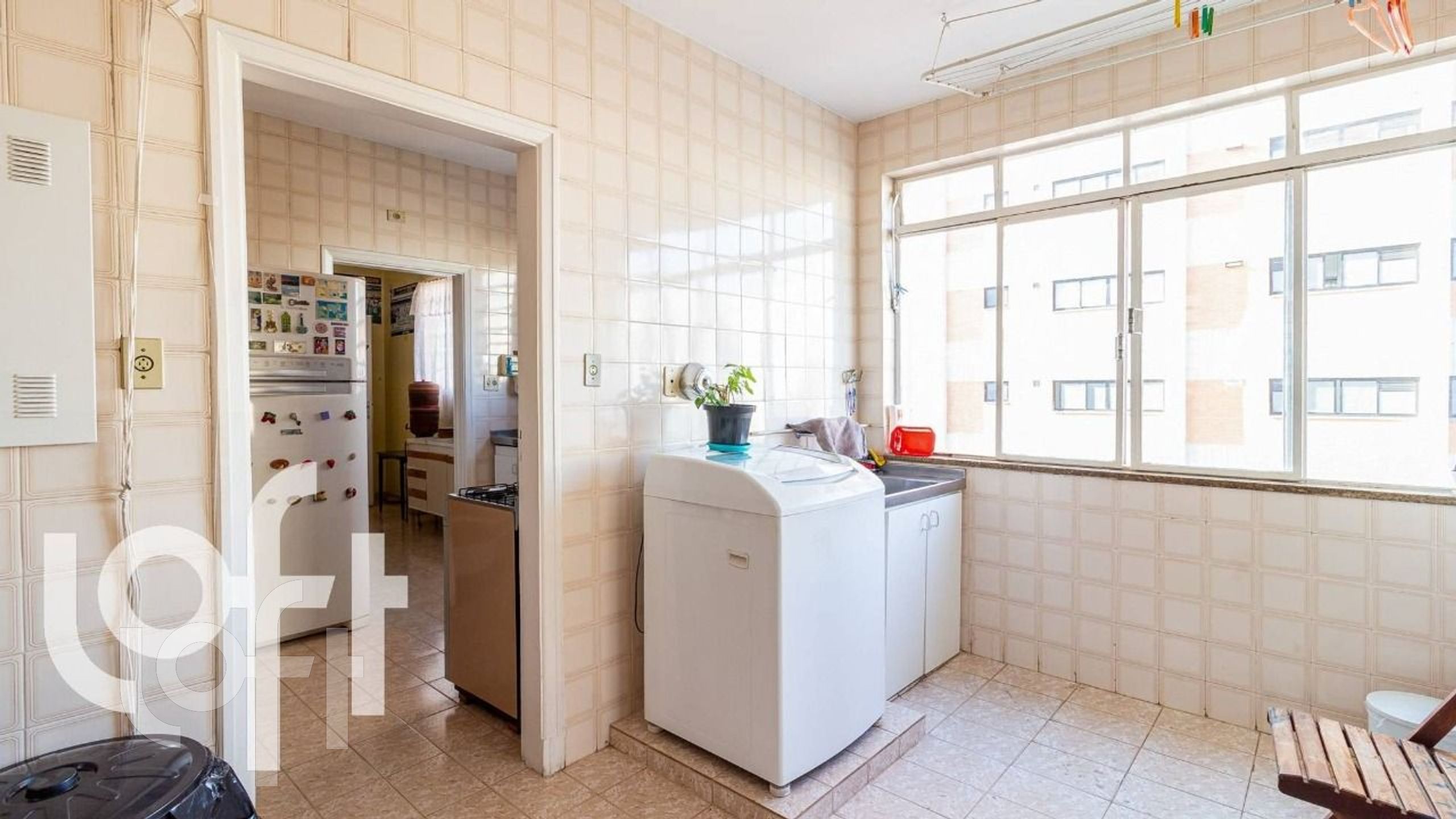 Apartamento à venda com 3 quartos, 223m² - Foto 12