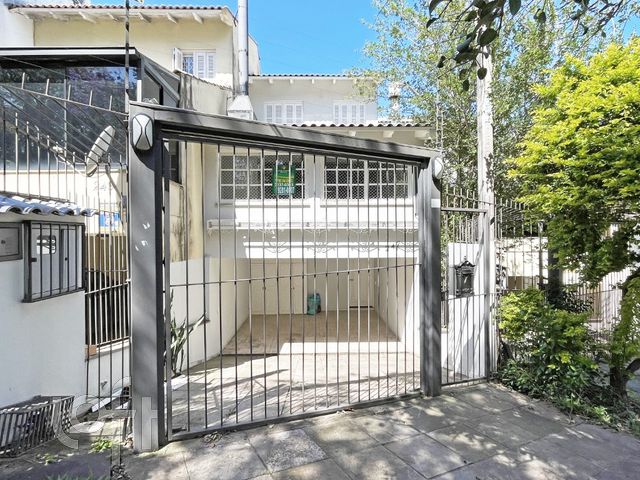 Casa com 146m², 3 dormitórios, 1 suíte, 2 vagas, Cristo Redentor em Porto Alegre