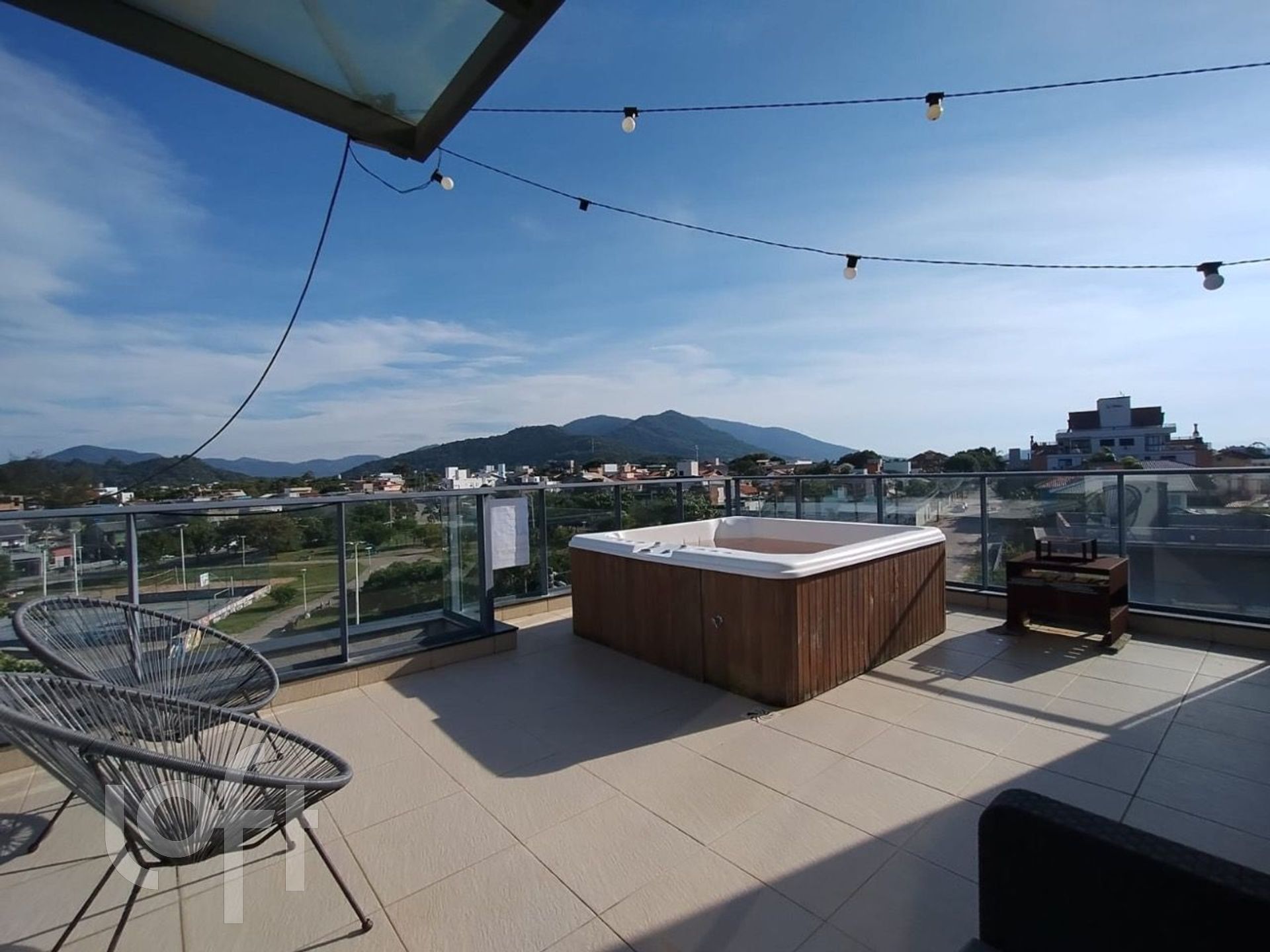 Apartamento à venda em Campeche Sul com 119 m², 2 quartos, 1 suíte, 1 vaga