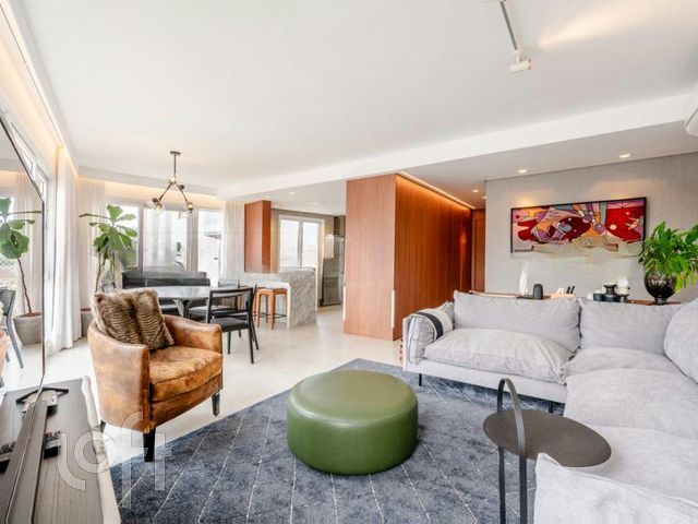 Apartamento com 115m², 3 dormitórios, 1 suíte, 2 vagas, Bela Vista em Porto Alegre