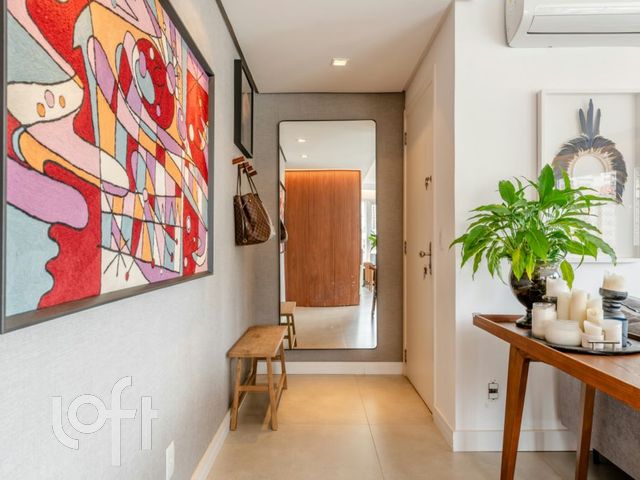 Apartamento com 115m², 3 dormitórios, 1 suíte, 2 vagas, Bela Vista em Porto Alegre