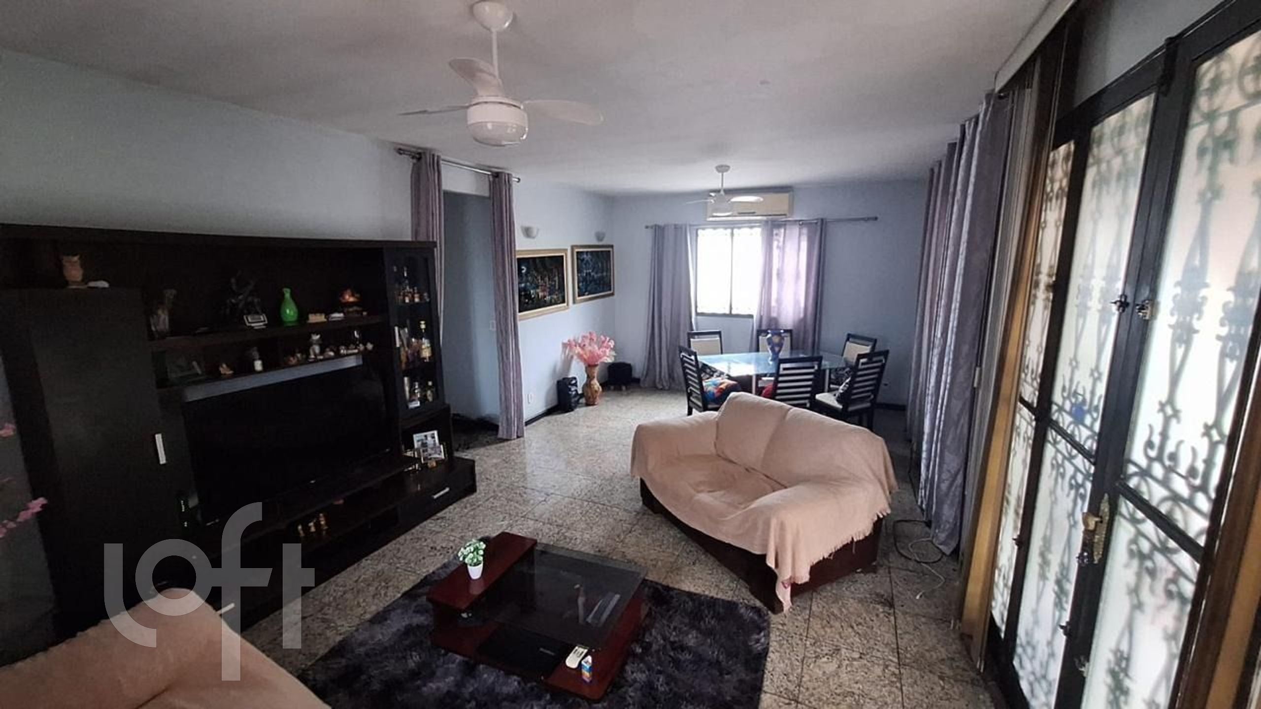 Casa à venda em Taquara com 360 m², 3 quartos, 1 suíte, 5 vagas