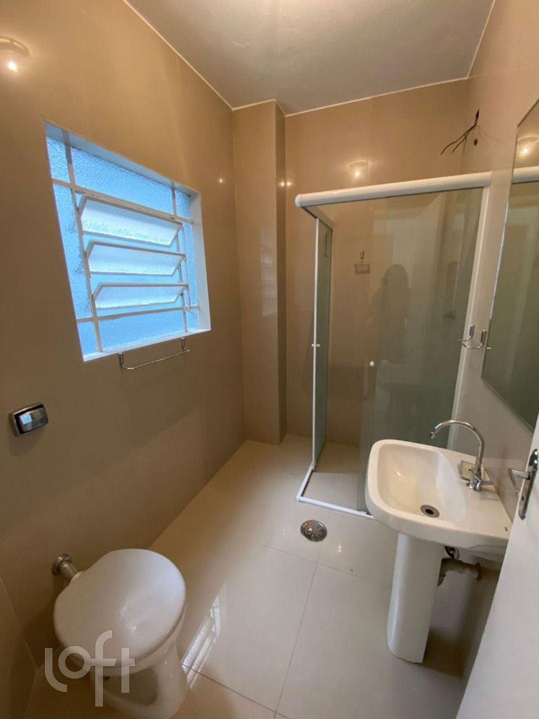 Apartamento à venda com 2 quartos, 80m² - Foto 1