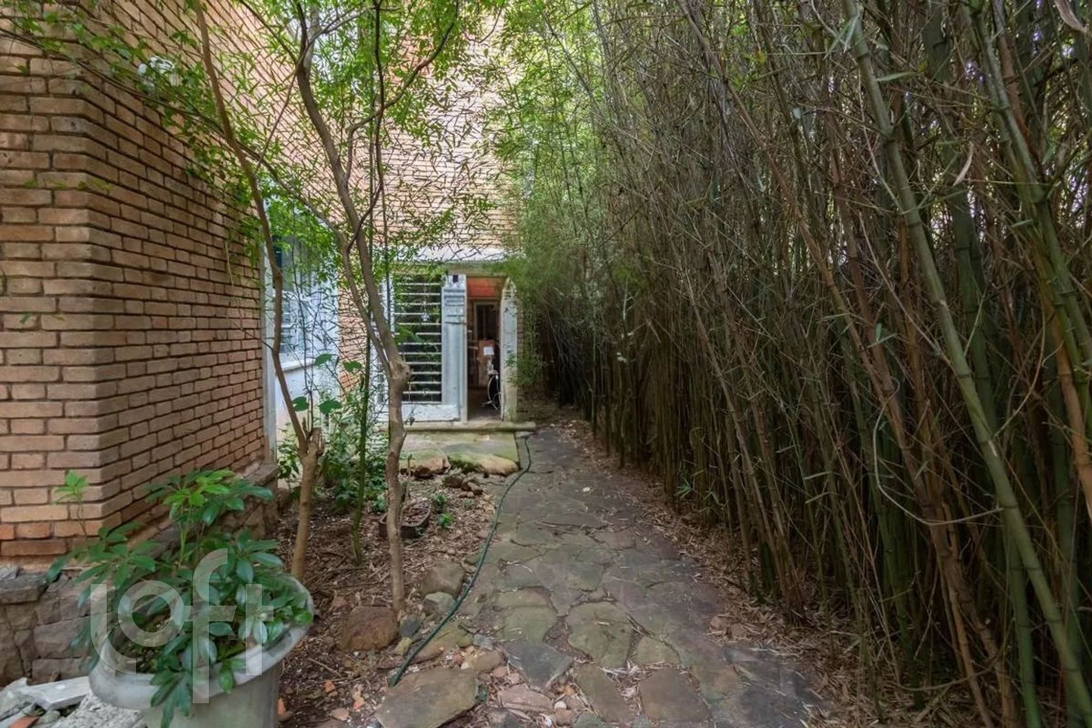 Casa à venda com 4 quartos, 338m² - Foto 40