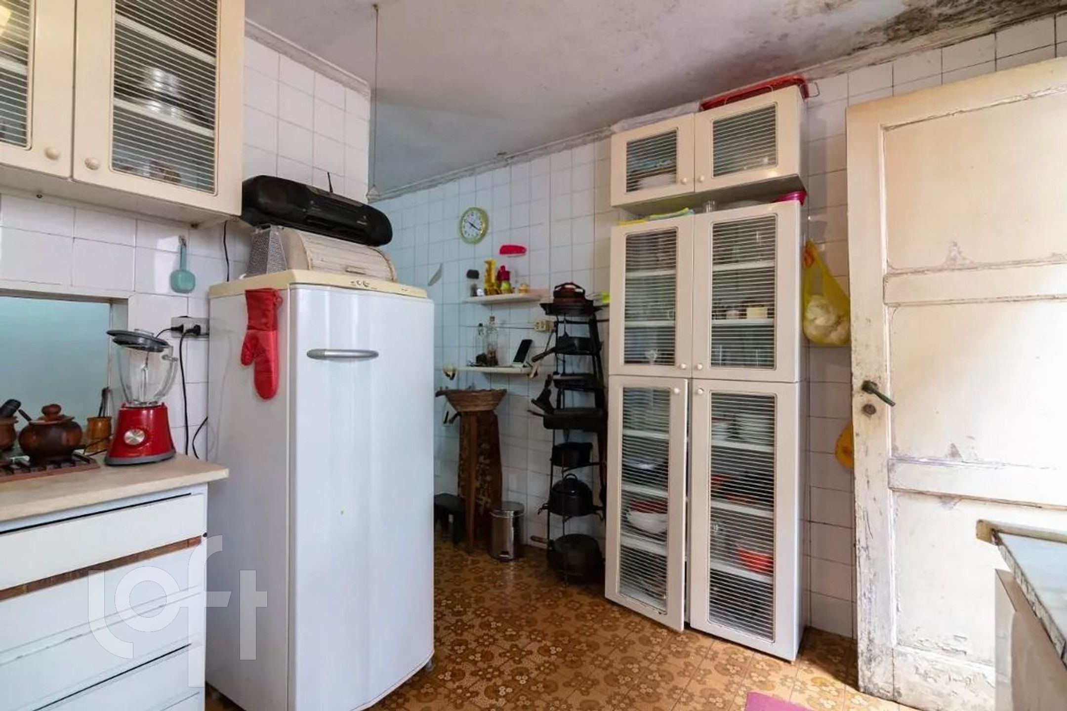 Casa à venda com 4 quartos, 338m² - Foto 12