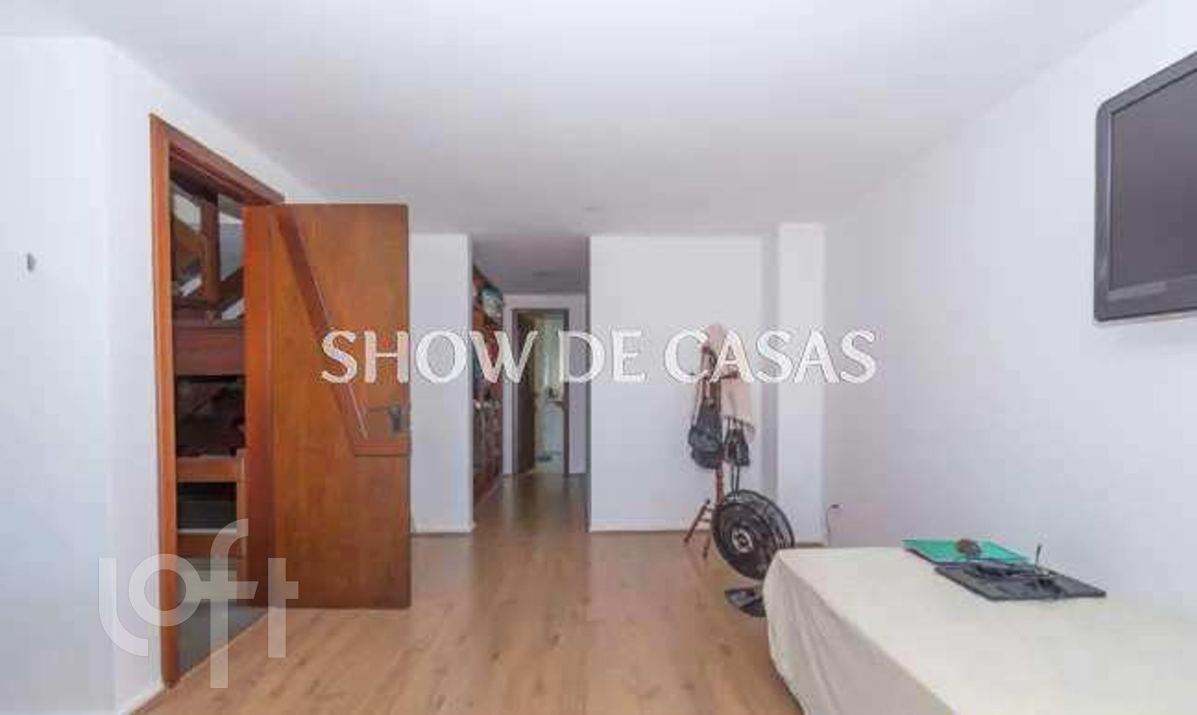 Apartamento à venda com 1 quarto, 362m² - Foto 10