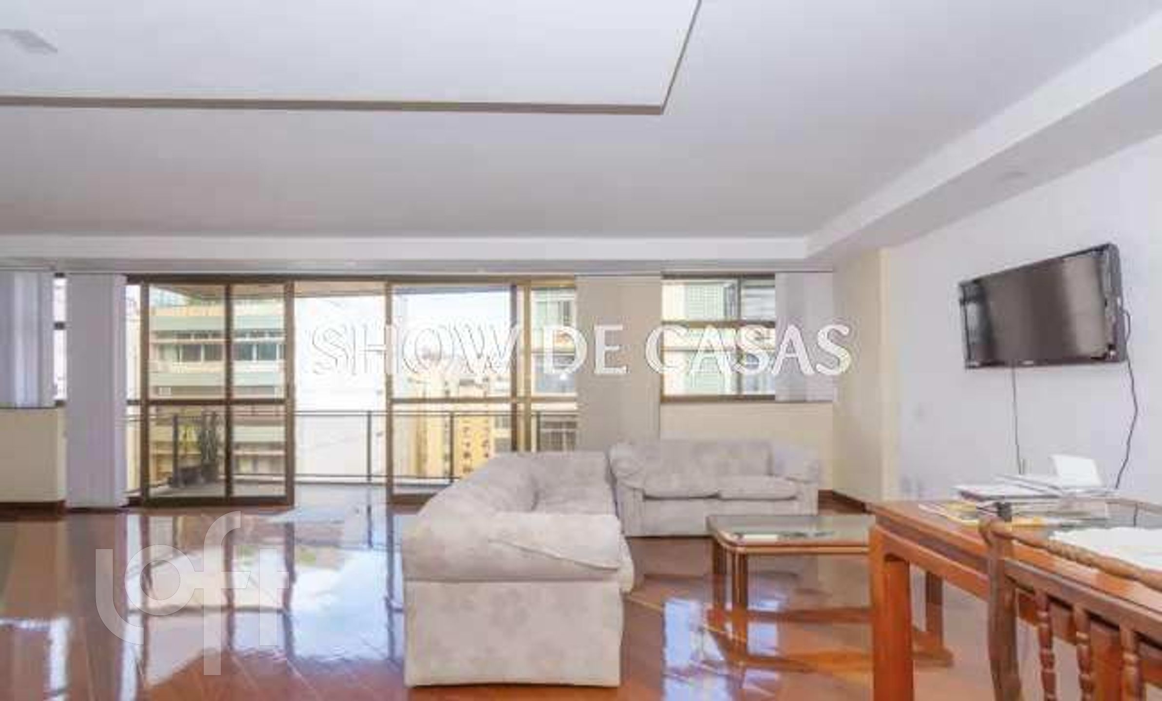 Apartamento à venda com 1 quarto, 362m² - Foto 3