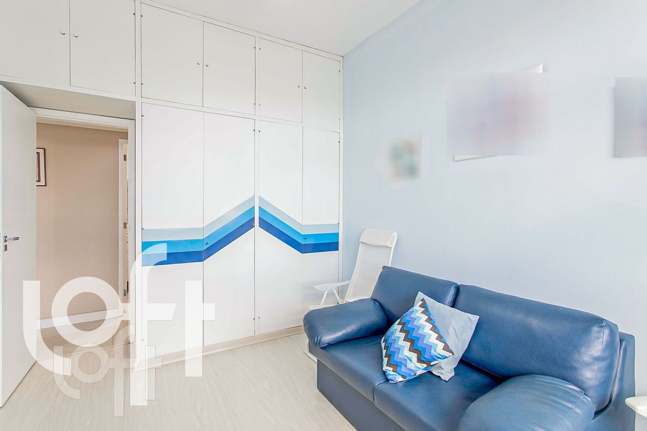 Apartamento à venda com 3 quartos, 117m² - Foto 3