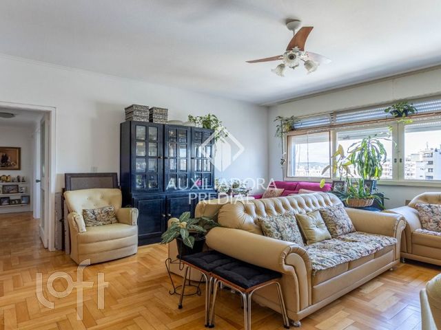 Apartamento com 106m², 3 dormitórios, 1 vaga, Independência em Porto Alegre