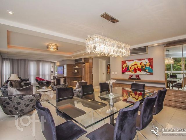 Apartamento com 181m², 3 dormitórios, 3 suítes, 4 vagas, Bela Vista em Porto Alegre