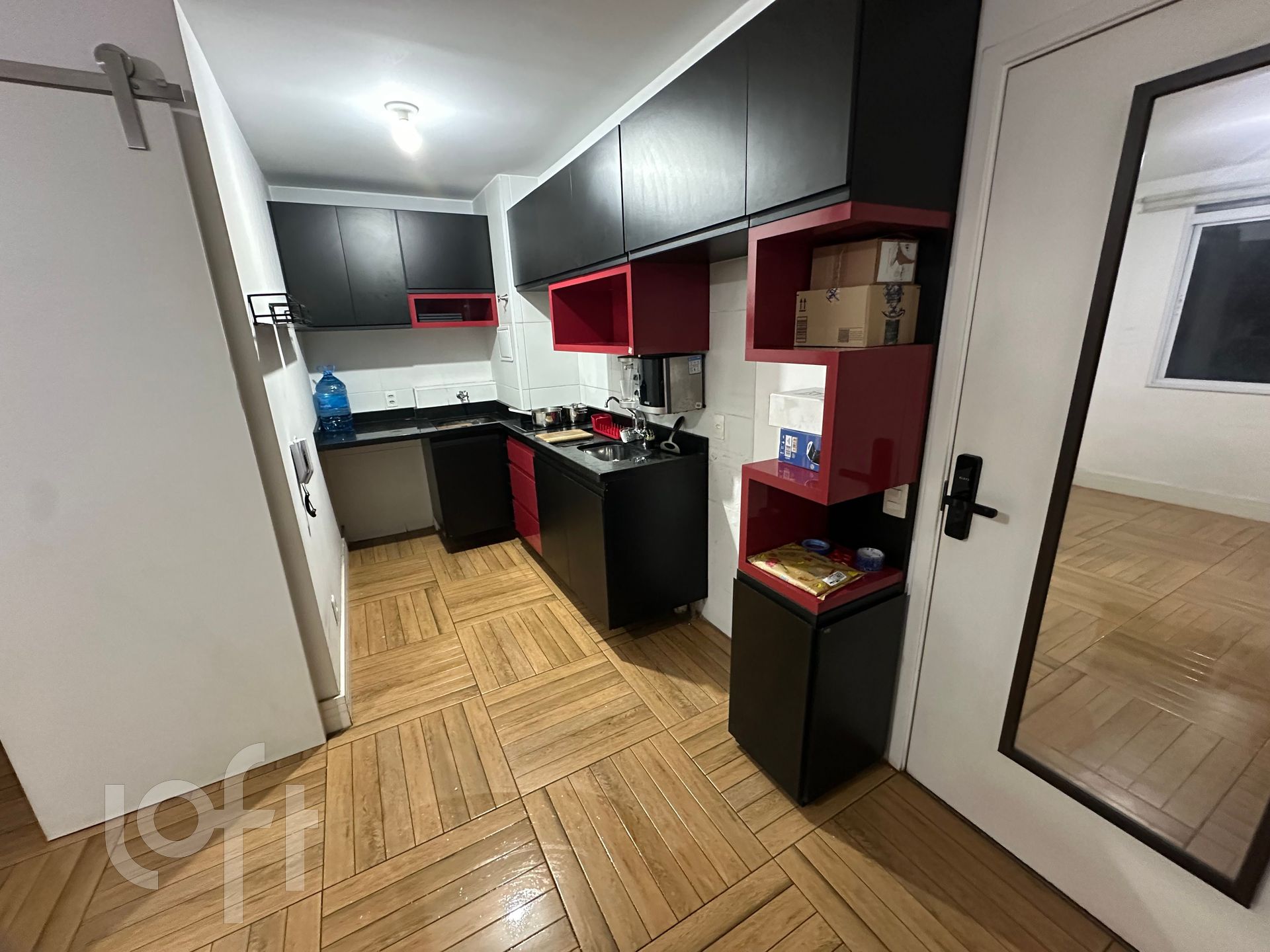 Apartamento à venda com 2 quartos, 34m² - Foto 3