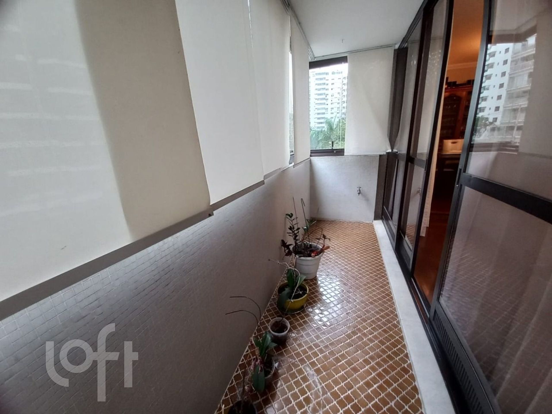 Apartamento à venda com 3 quartos, 205m² - Foto 6