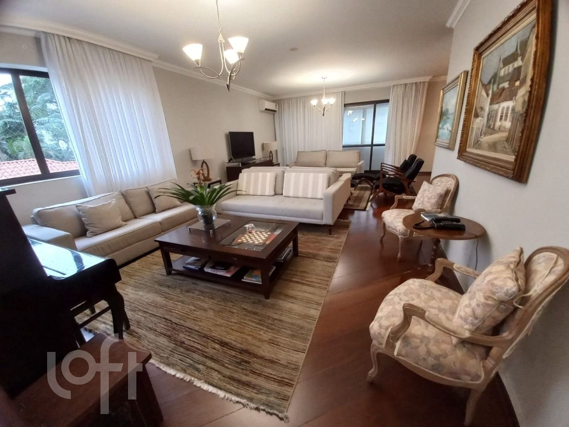 Apartamento à venda com 3 quartos, 205m² - Foto 2