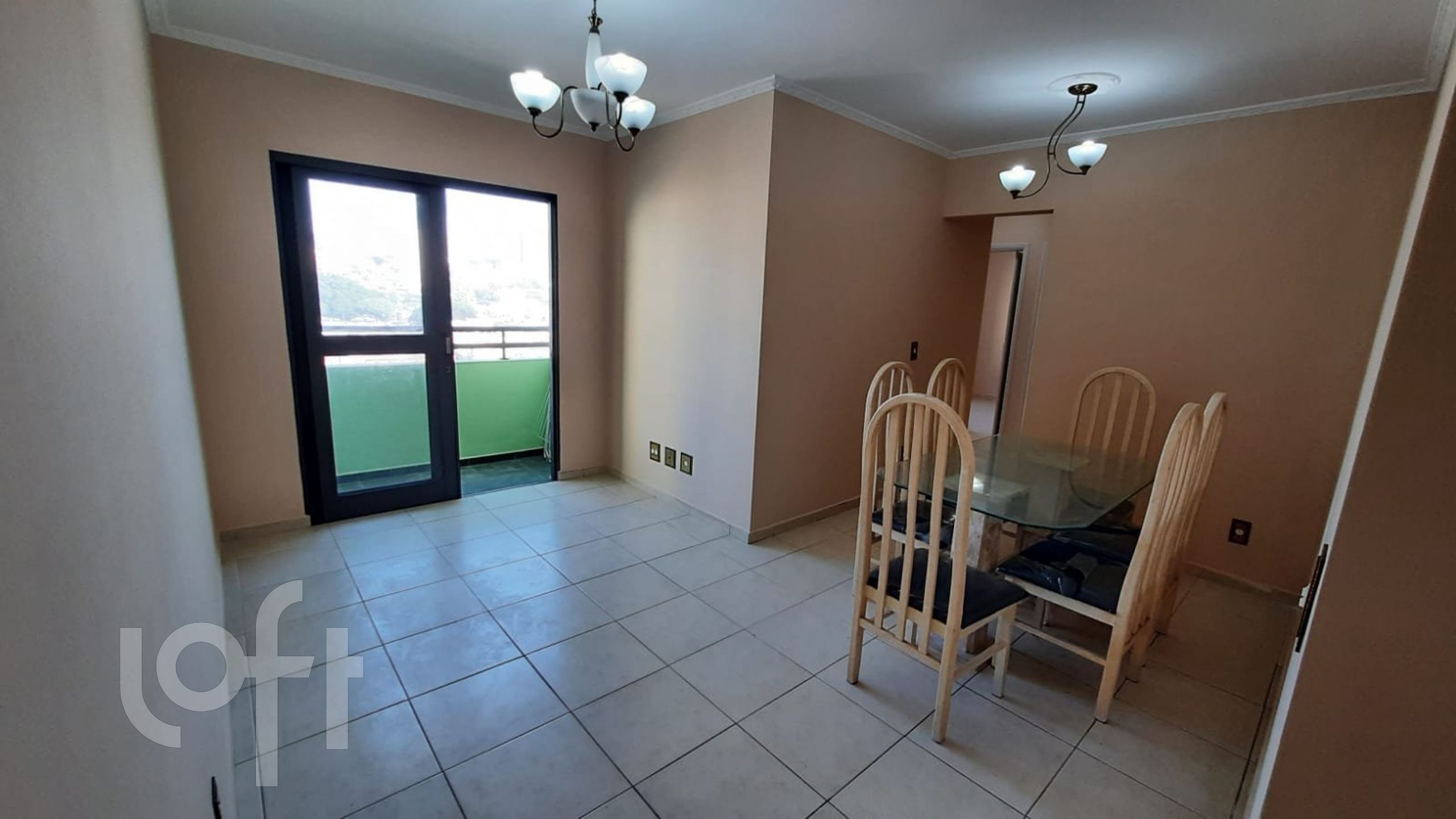 Apartamento à venda com 3 quartos, 67m² - Foto 1