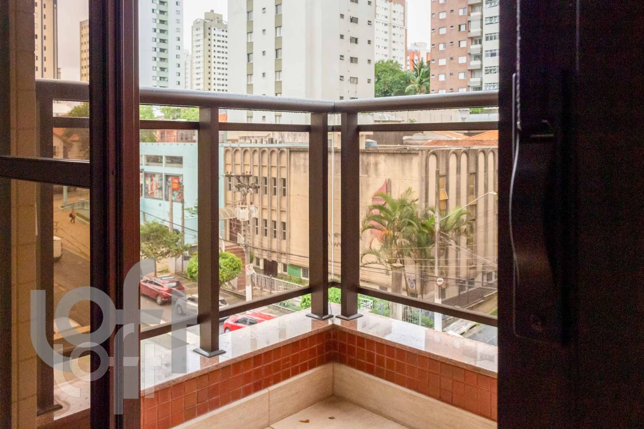 Apartamento à venda com 4 quartos, 207m² - Foto 4