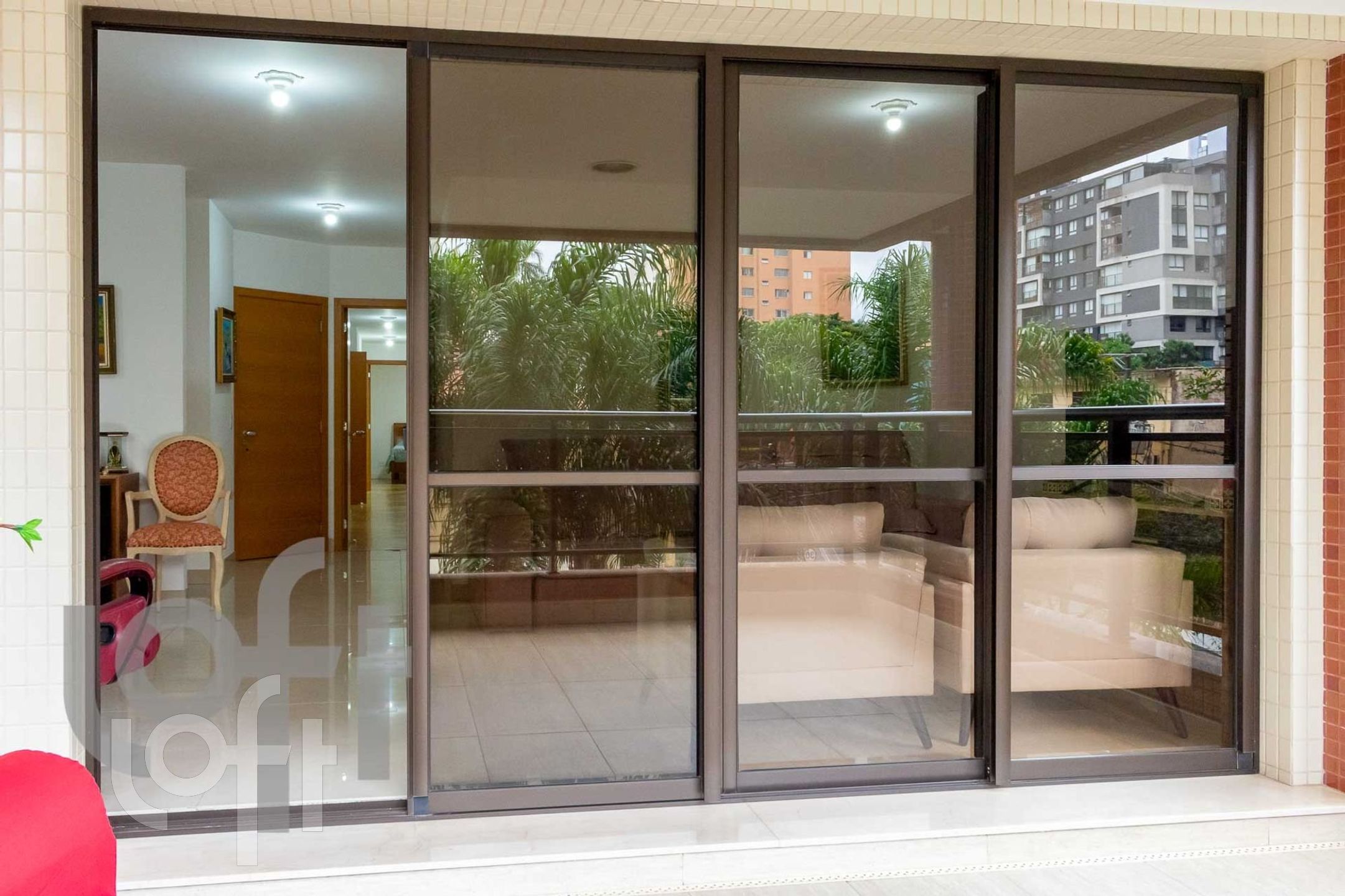 Apartamento à venda com 4 quartos, 207m² - Foto 29