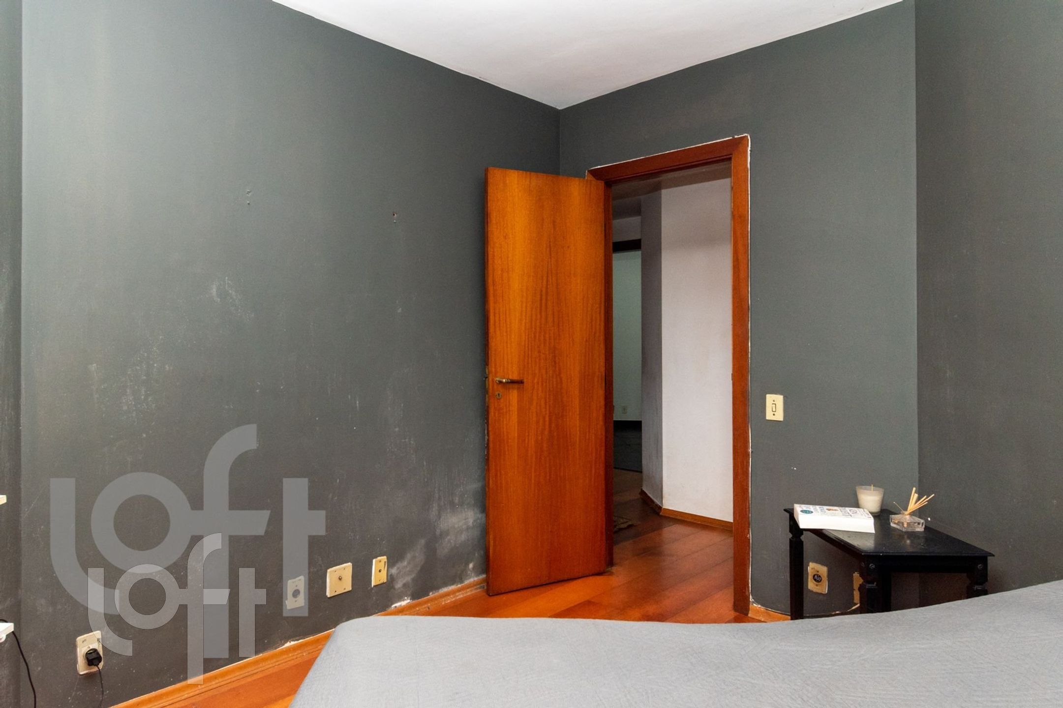 Apartamento à venda com 4 quartos, 187m² - Foto 6