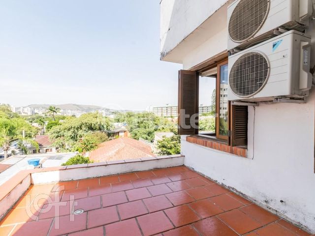 Apartamento com 116m², 2 dormitórios, 1 vaga, Petrópolis em Porto Alegre