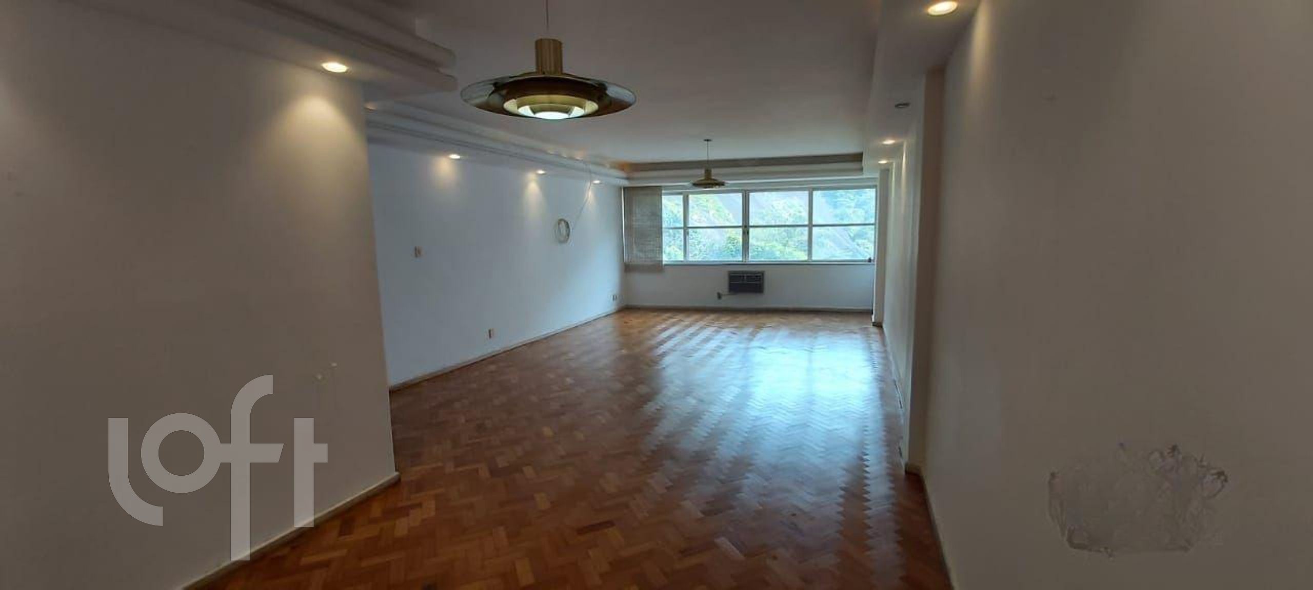 Apartamento à venda com 3 quartos, 180m² - Foto 8