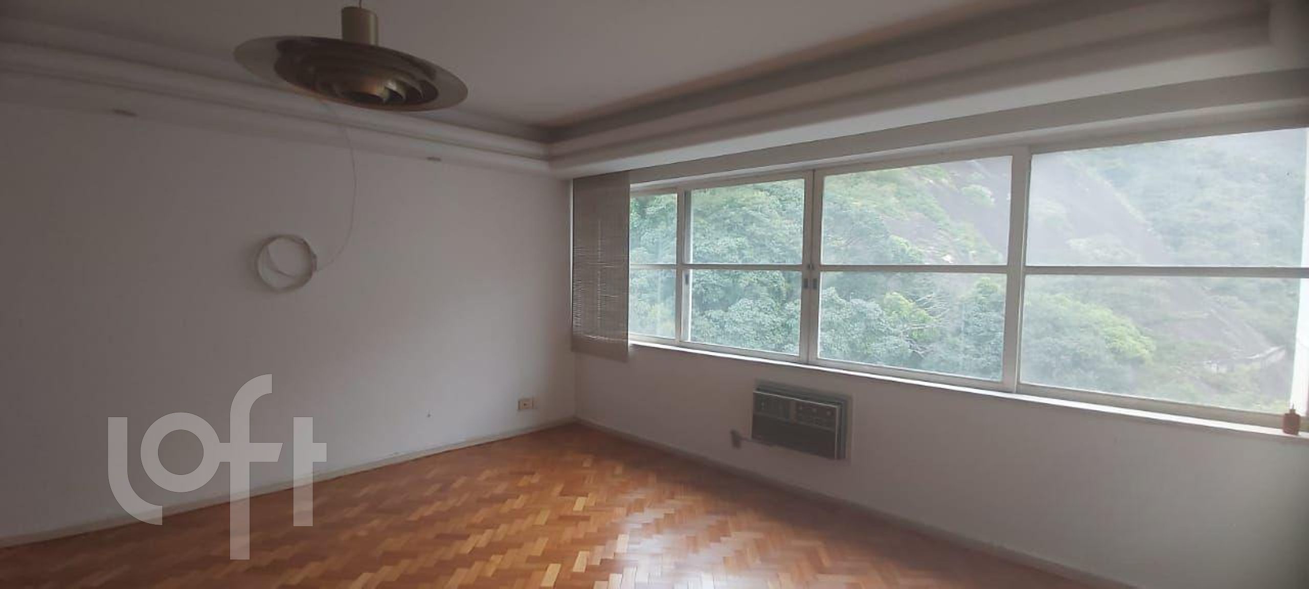 Apartamento à venda com 3 quartos, 180m² - Foto 11