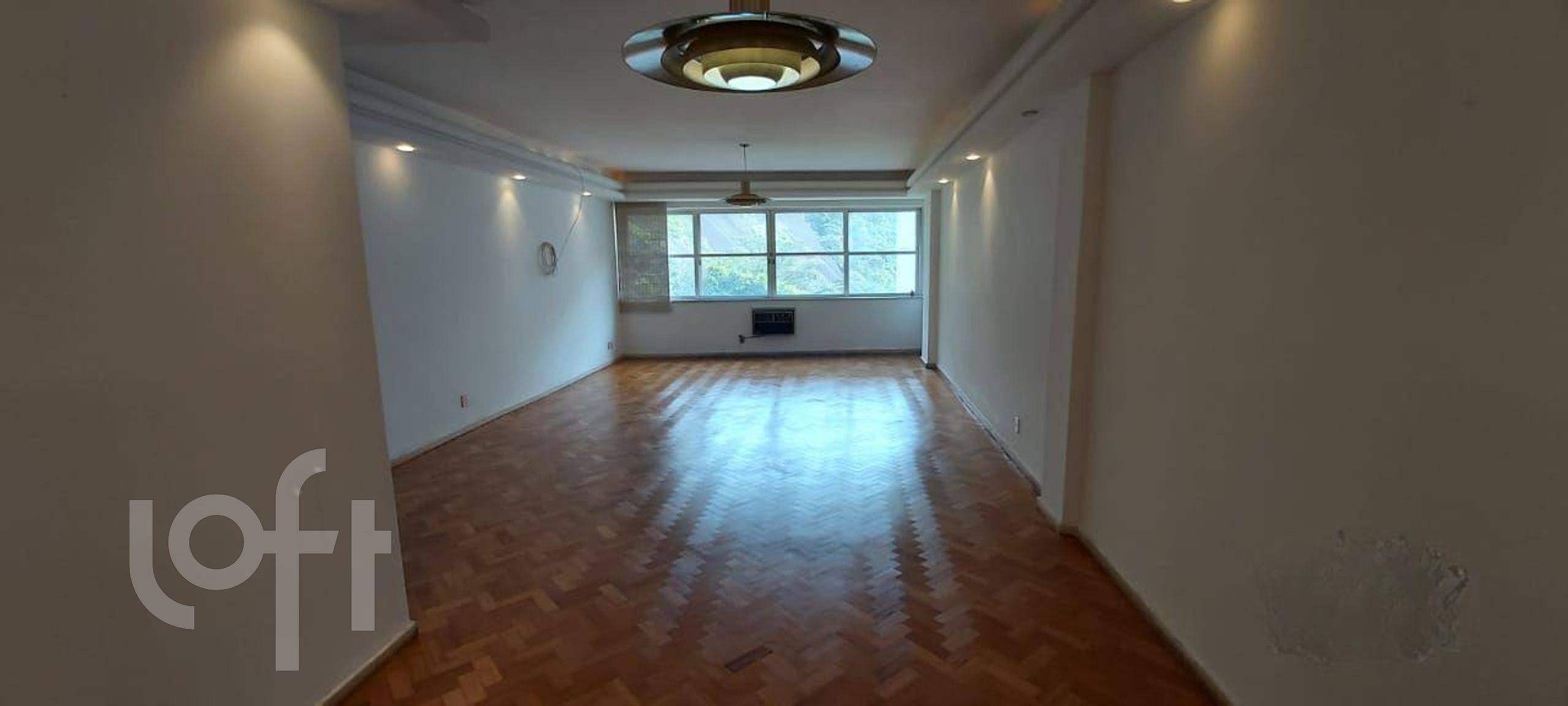 Apartamento à venda com 3 quartos, 180m² - Foto 5