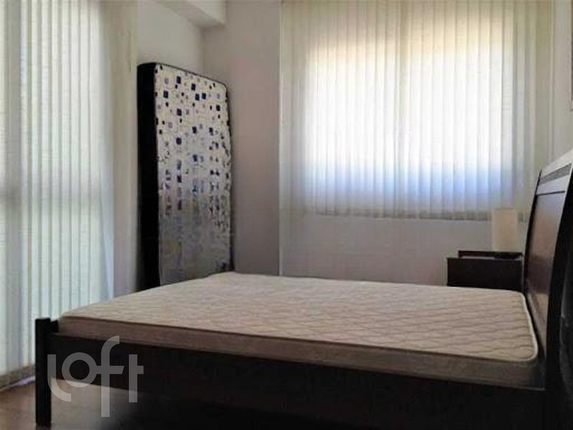 Apartamento à venda com 2 quartos, 75m² - Foto 13