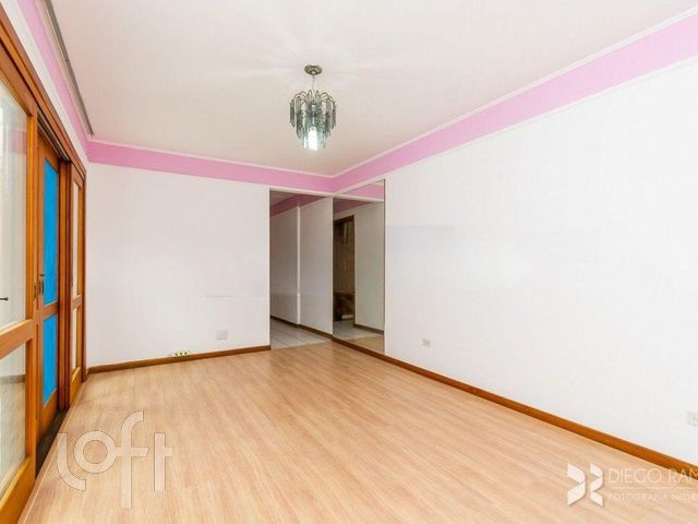 Apartamento com 96m², 3 dormitórios, 1 suíte, 1 vaga, São João em Porto Alegre