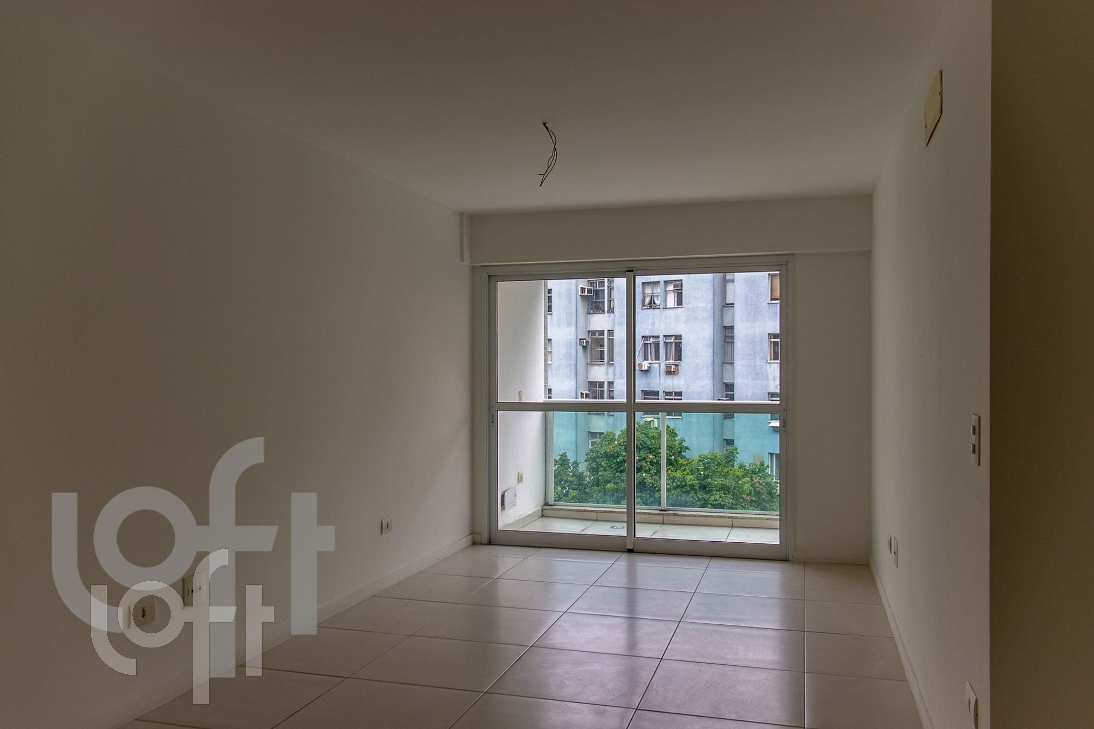 Apartamento à venda com 3 quartos, 97m² - Foto 21