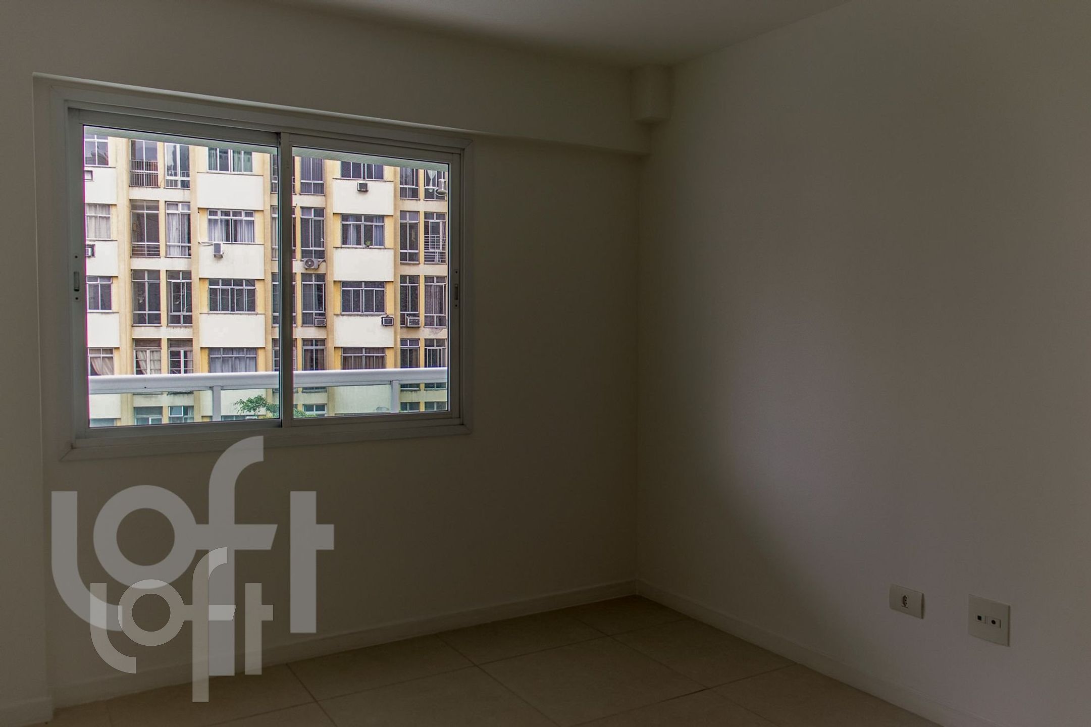 Apartamento à venda com 3 quartos, 97m² - Foto 33