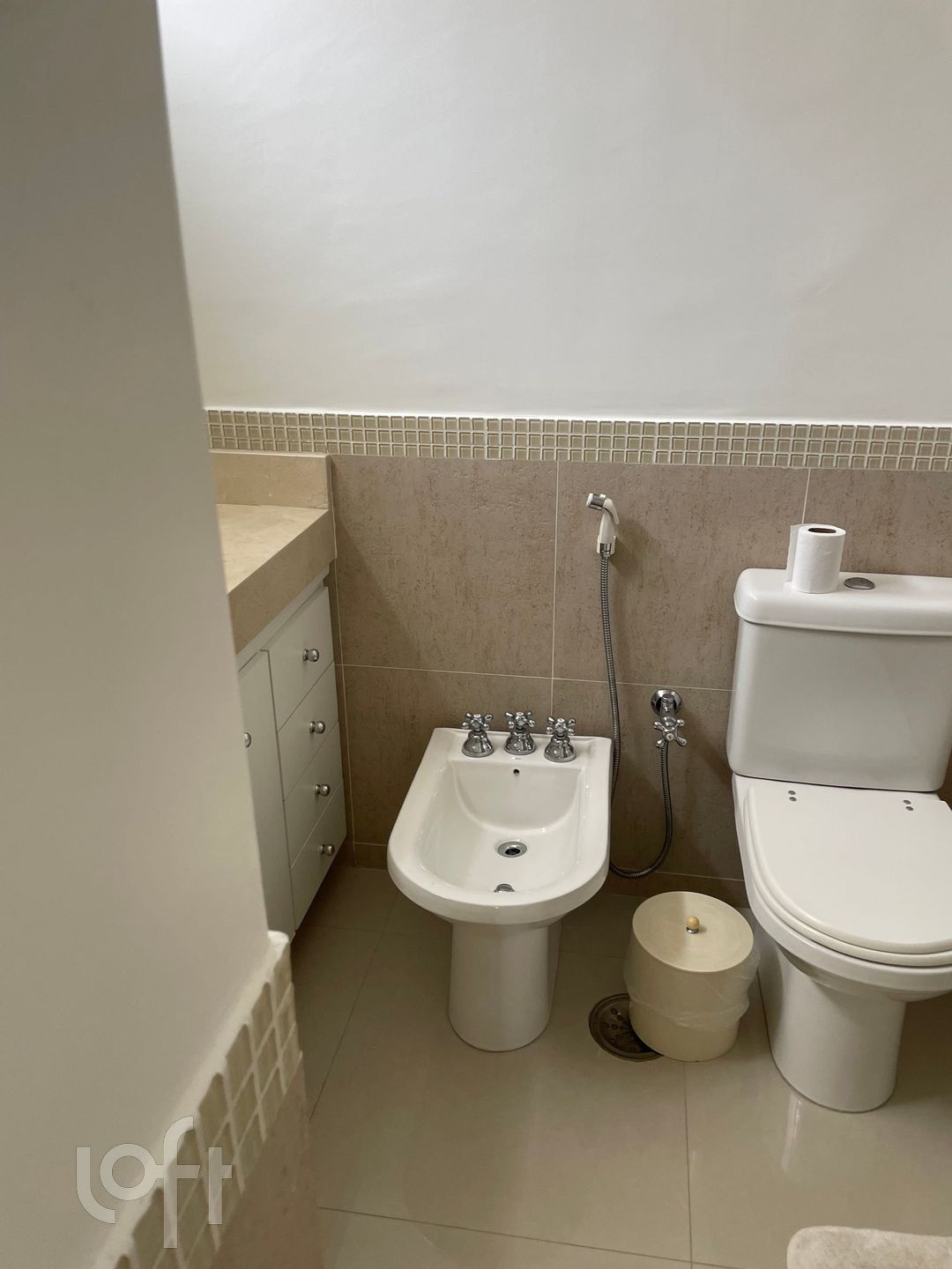 Apartamento à venda com 3 quartos, 120m² - Foto 4