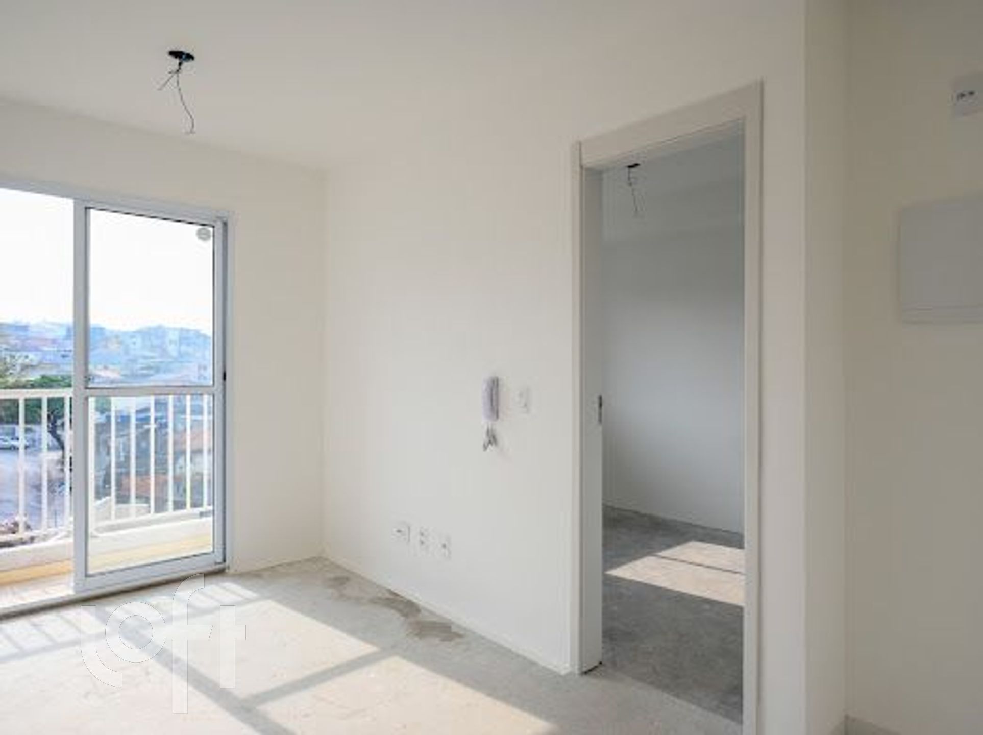 Apartamento à venda com 1 quarto, 29m² - Foto 1