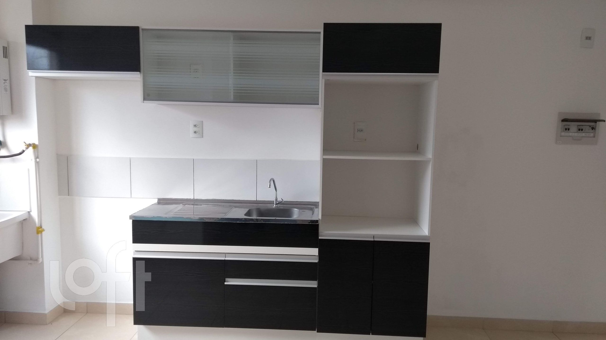 Apartamento à venda com 1 quarto, 30m² - Foto 2