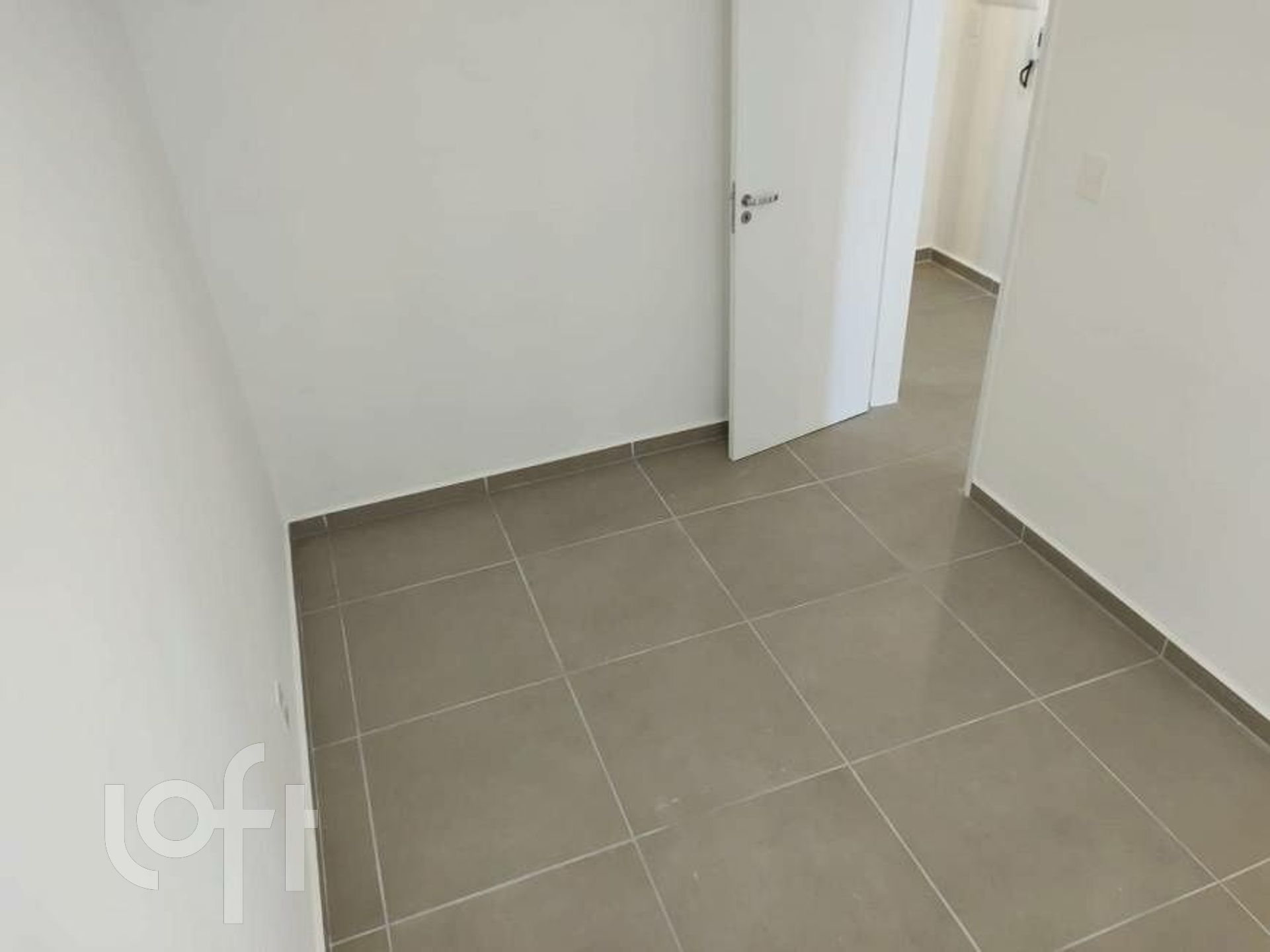 Apartamento à venda com 2 quartos, 41m² - Foto 3